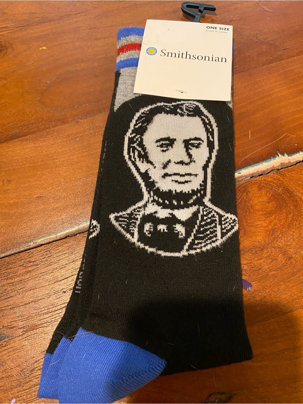 Smithsonian Men’s Black Abraham Lincoln Novelty Socks